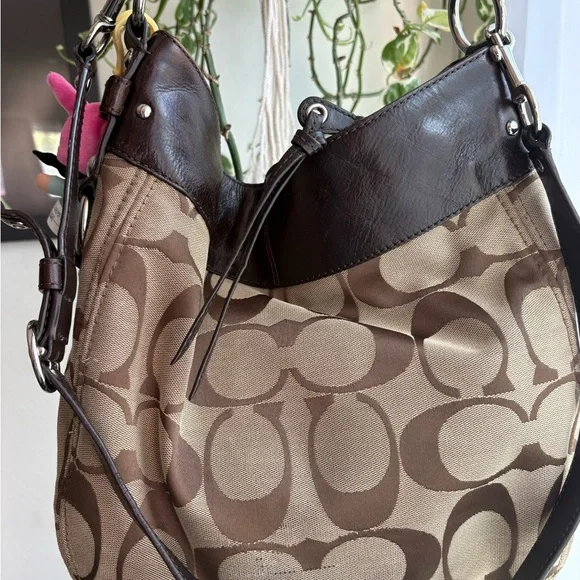 Coach Zoe Shoulder bag - Picture 4 of 9